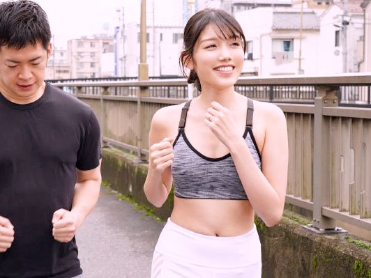 【岬さくら】毎朝すれ違う人妻に密かな恋心を寄せる！そんな人妻がまさかのお隣さんだった！そうなると体を重ねるのも早く…